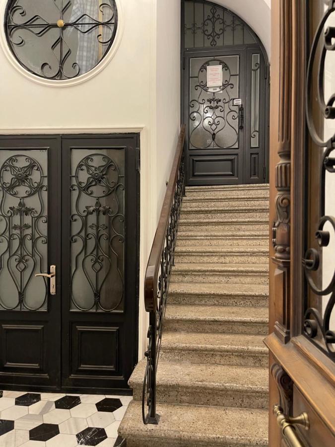Fountain Square-Balconies In Old Town Apartment Baku Exterior photo