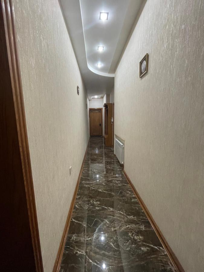 Fountain Square-Balconies In Old Town Apartment Baku Exterior photo