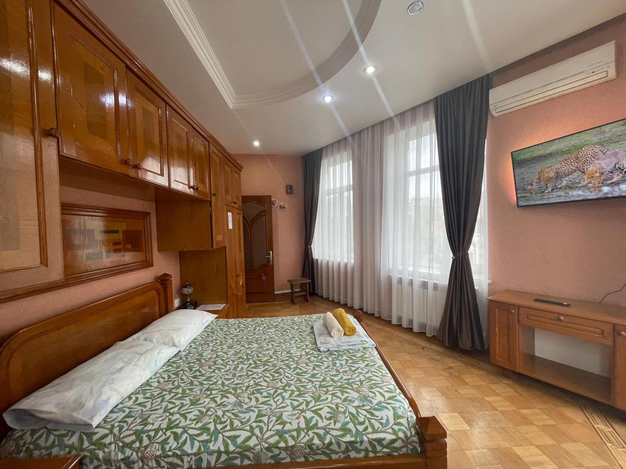 Fountain Square-Balconies In Old Town Apartment Baku Exterior photo